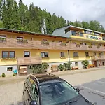 Hotel Kaeferhube Murau