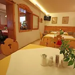 Hotel Kaeferhube Murau