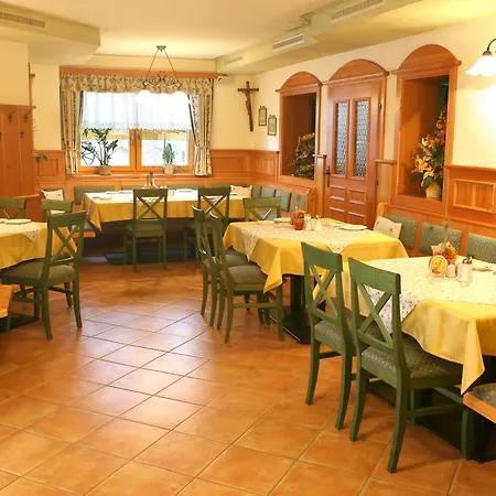 Hotel Kaeferhube Murau